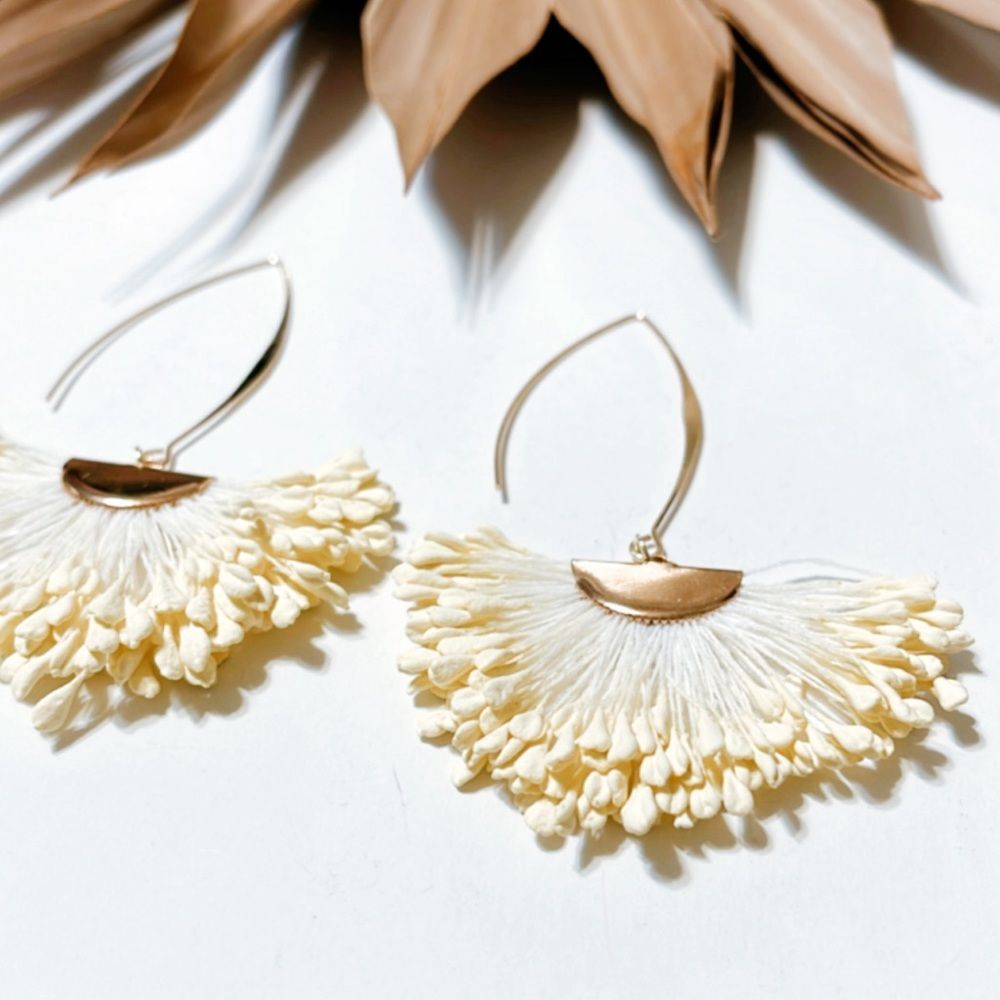 Flower statement earrings #916 - Picture 2 of 3